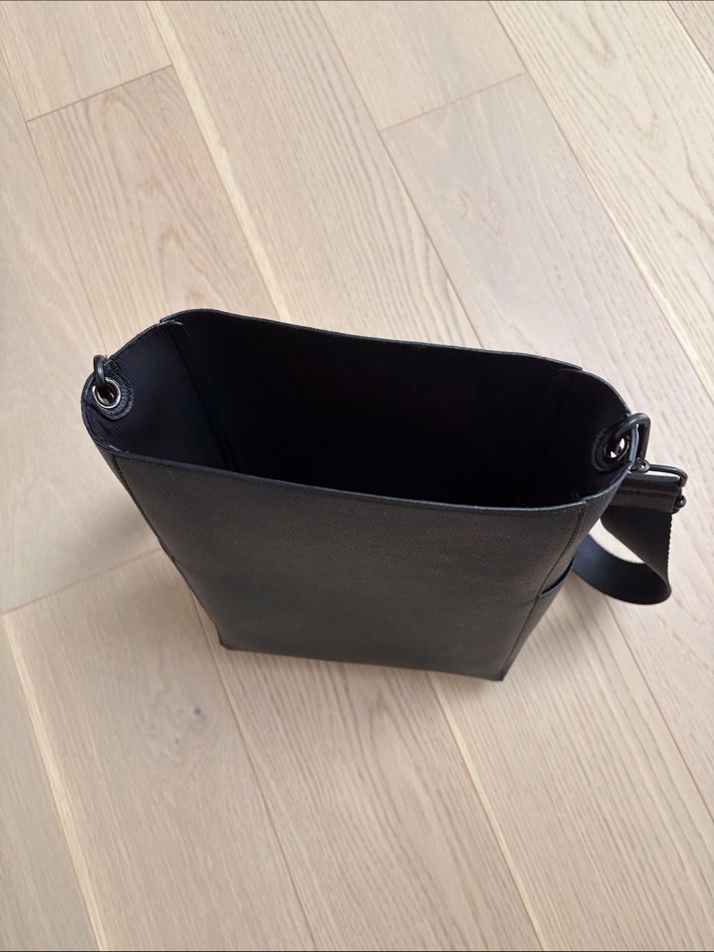 OAK + FORT Bucket Bag - Picture 5 of 5
